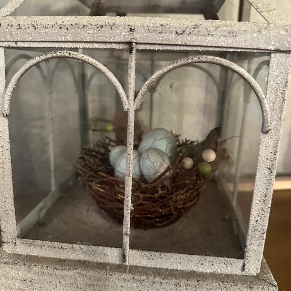PartyLite Cream Candle Lantern with Nest Accent - Picture 3 of 6